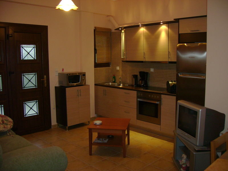 Nadia Apartments Molyvos 外观 照片